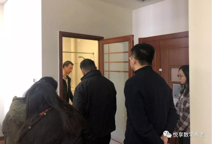 中國殘疾人聯(lián)合會蒞臨悅享數(shù)字智慧樣板間(圖2) 中國殘疾人聯(lián)合會蒞臨悅享數(shù)字智慧樣板間(圖2)